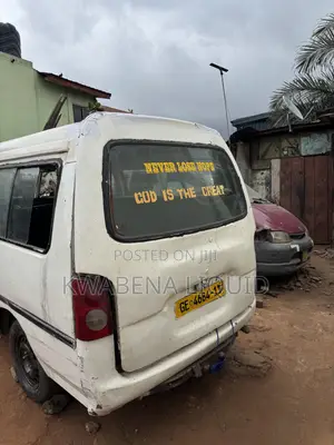 Hyundai H-100 2004 White