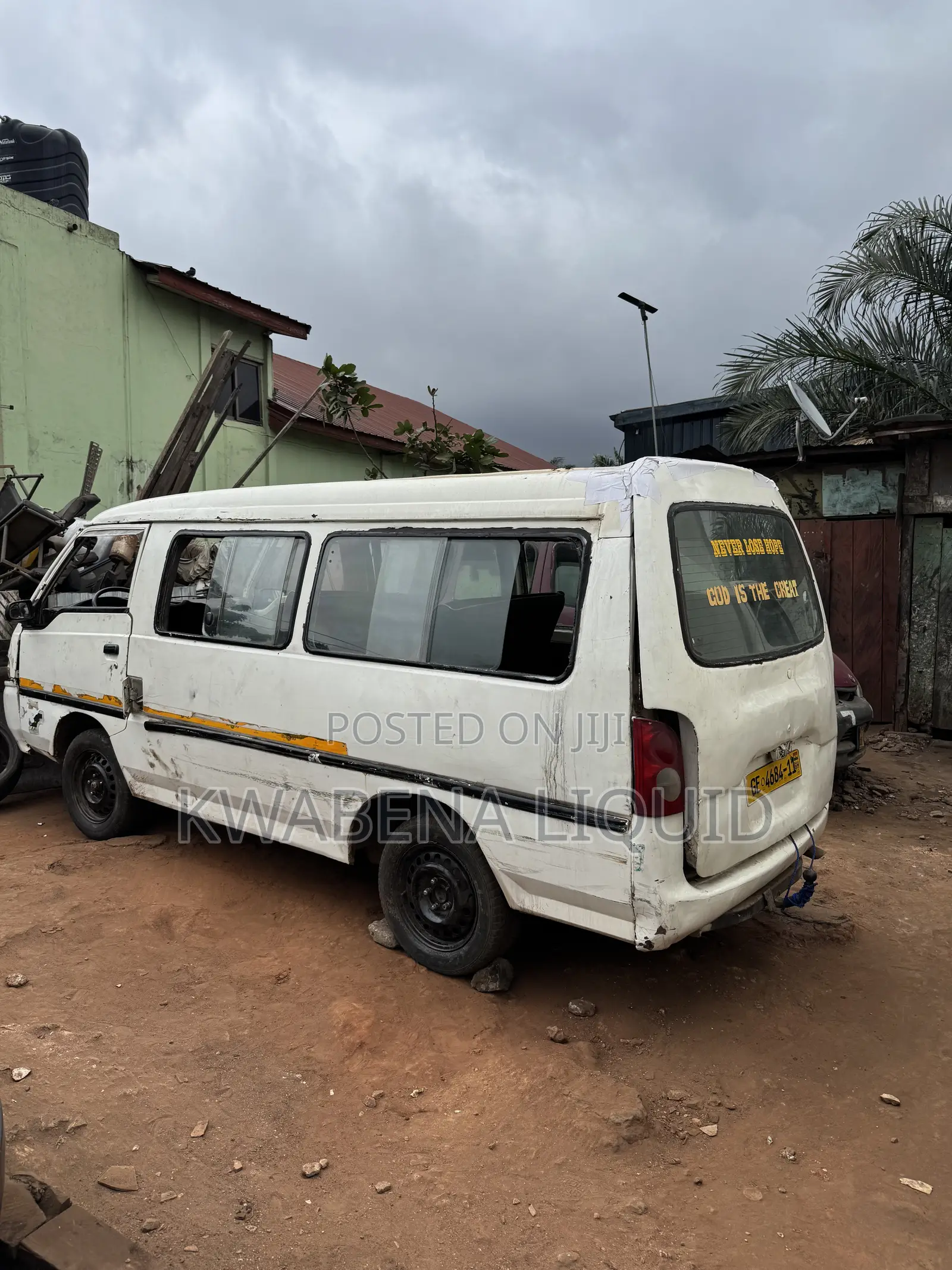 Hyundai H-100 2004 White