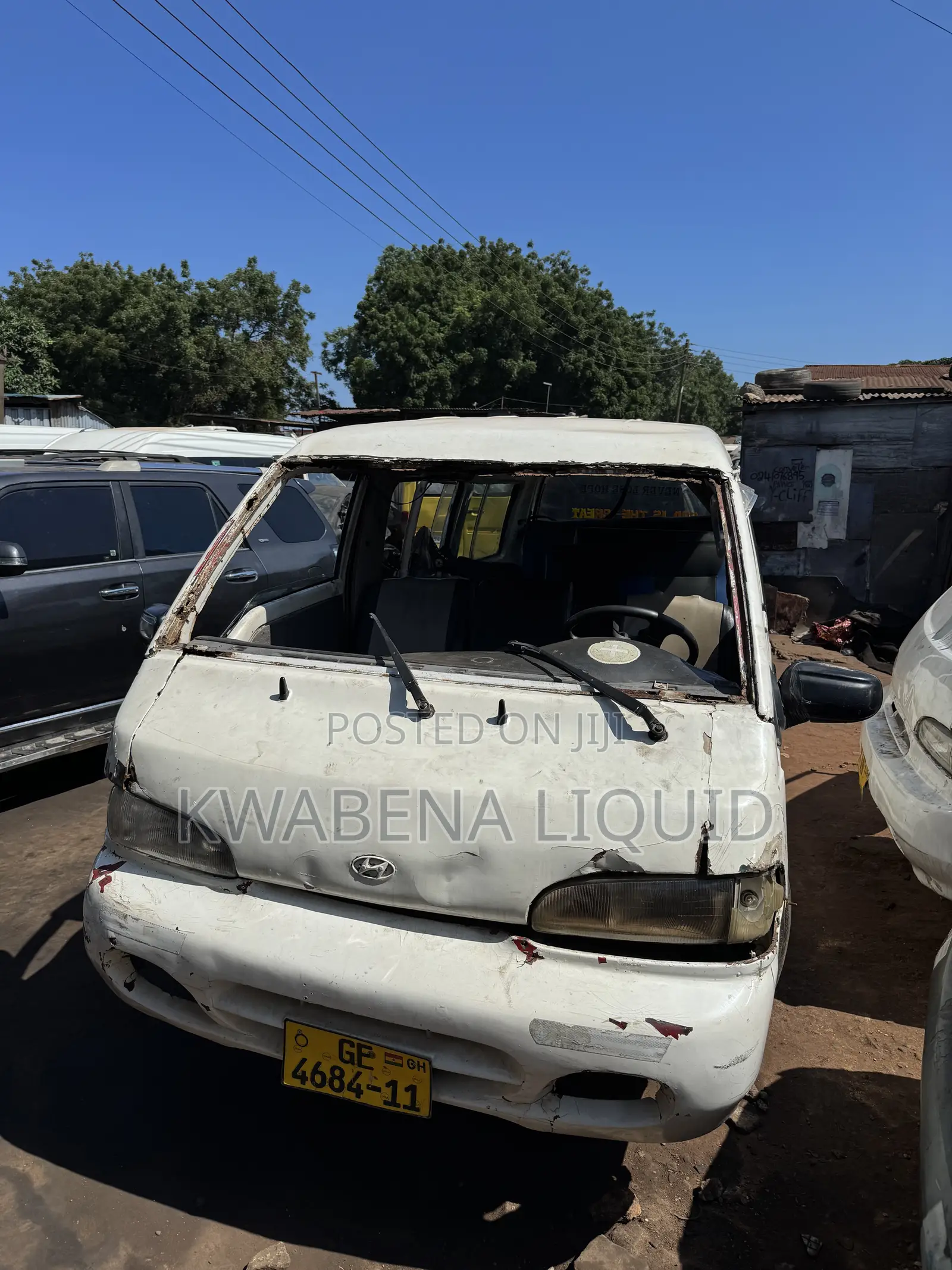 Hyundai H-100 2004 White