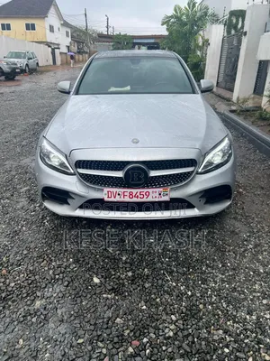 Mercedes-Benz C300 2016 Silver