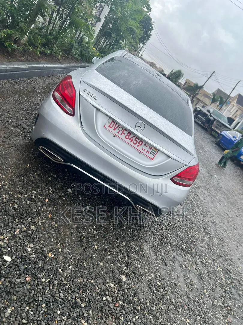 Mercedes-Benz C300 2016 Silver