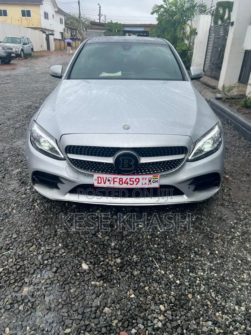 Mercedes-Benz C300 2016 Silver