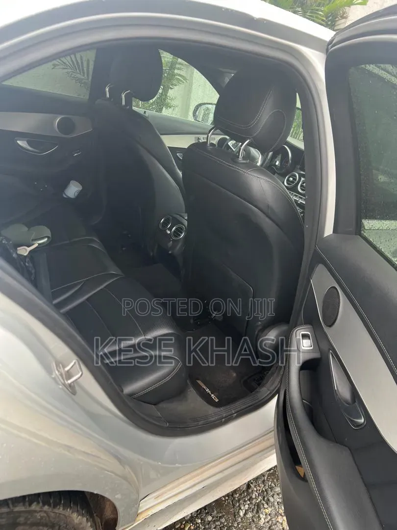 Mercedes-Benz C300 2016 Silver