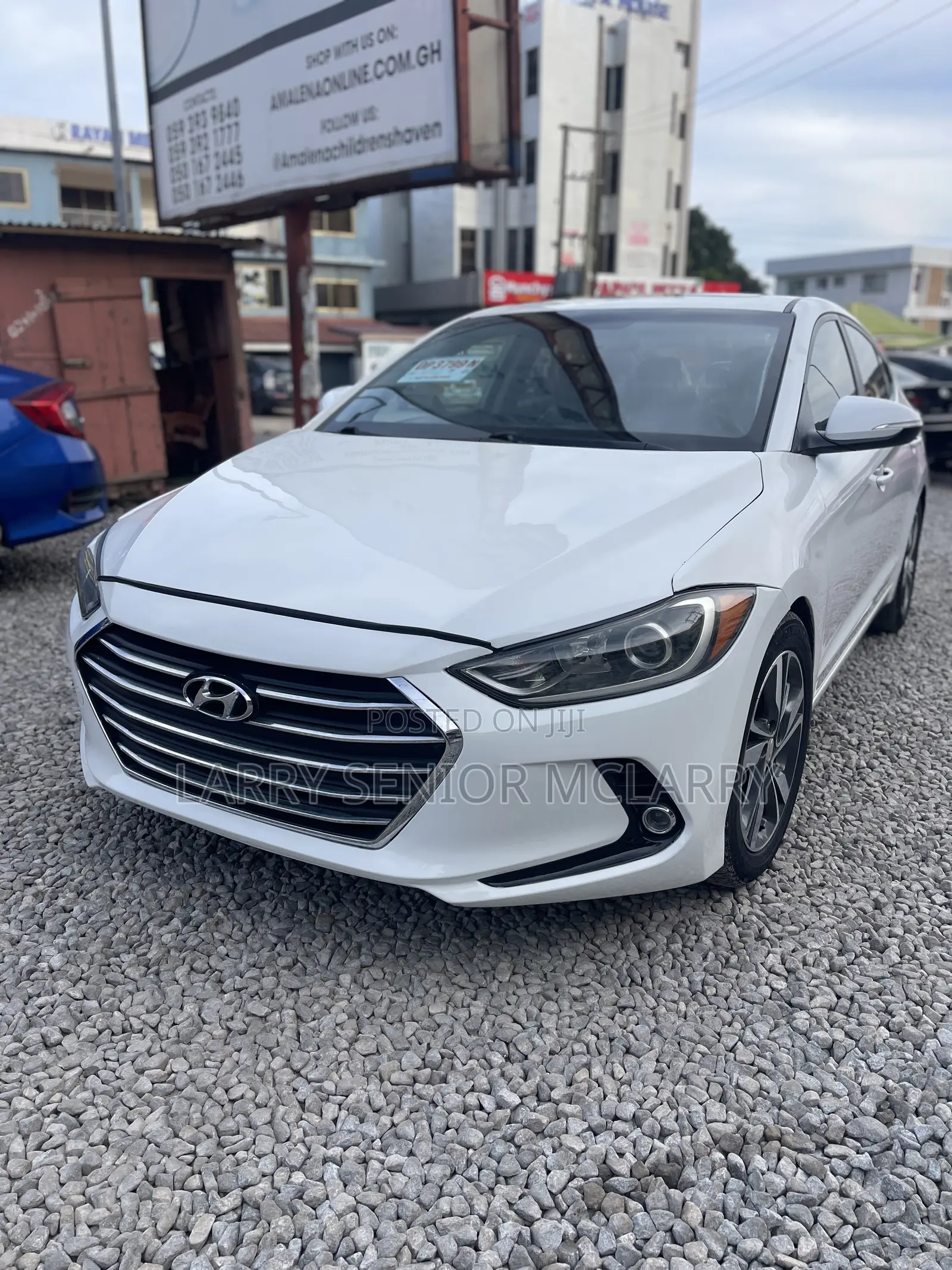 Hyundai Elantra Limited Sedan FWD (2.0L 4cyl 6A) 2017 White