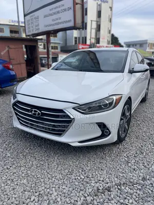 Hyundai Elantra Limited Sedan FWD (2.0L 4cyl 6A) 2017 White