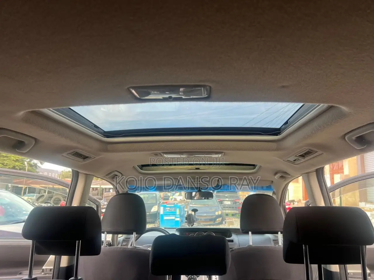 Toyota Voxy X 2WD 8-Seater 2012 Black