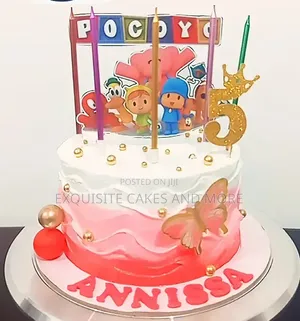5 Candles Pocoyo Cake
