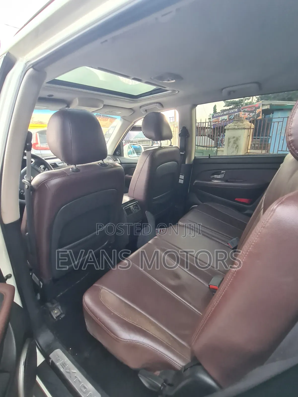 SsangYong Rexton 2017 White