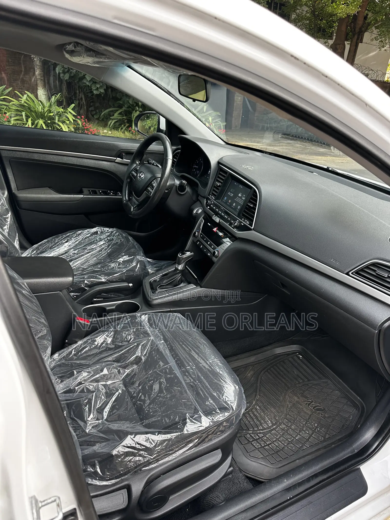 Hyundai Elantra Limited 2018 White