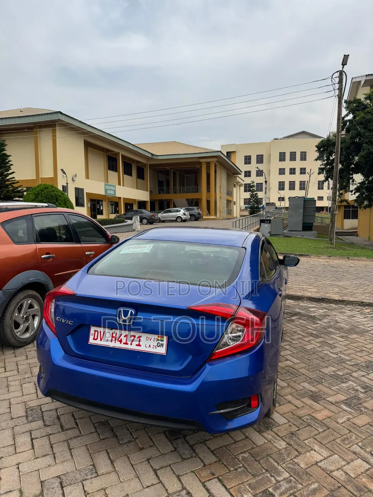 Honda Civic LX 4dr Sedan (2.0L 4cyl) 2017 Blue