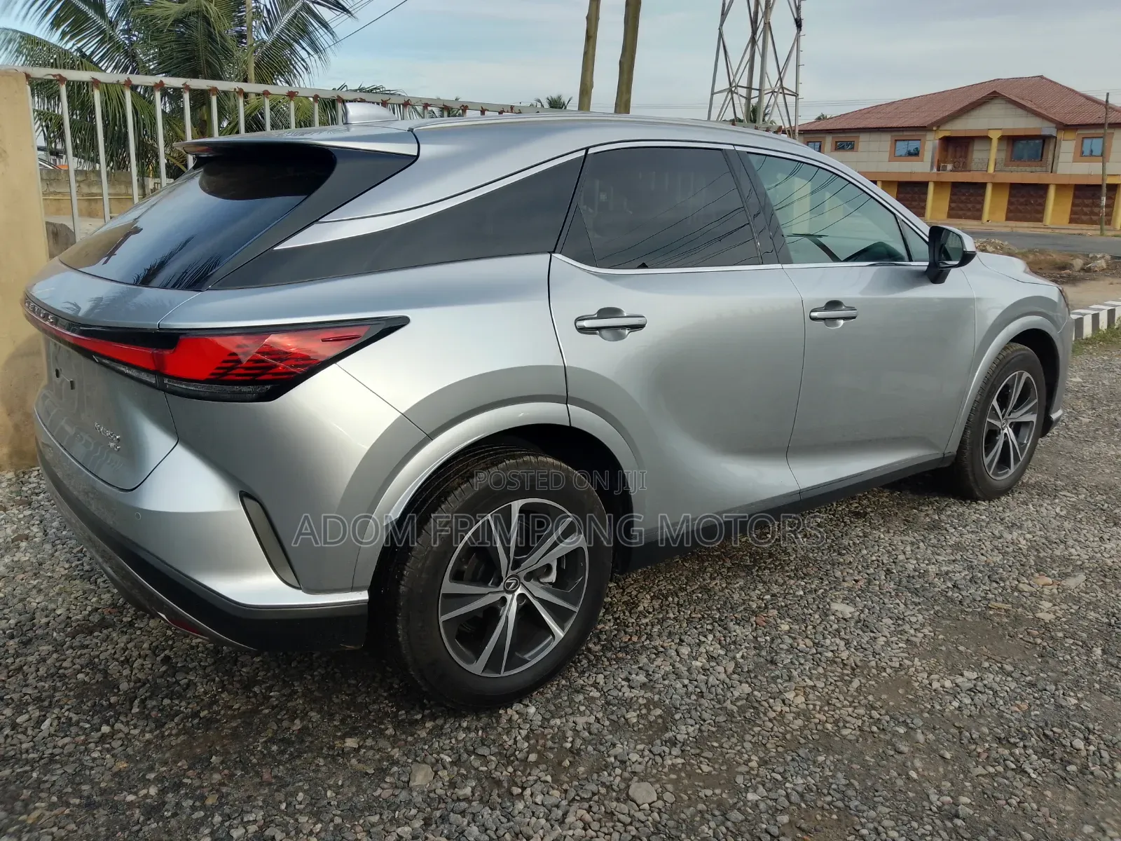 Lexus LX 2023 Silver