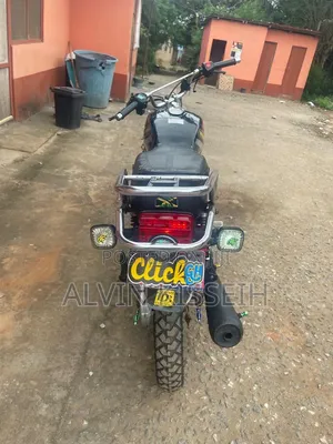 Royal Motorcycle 2025 Red