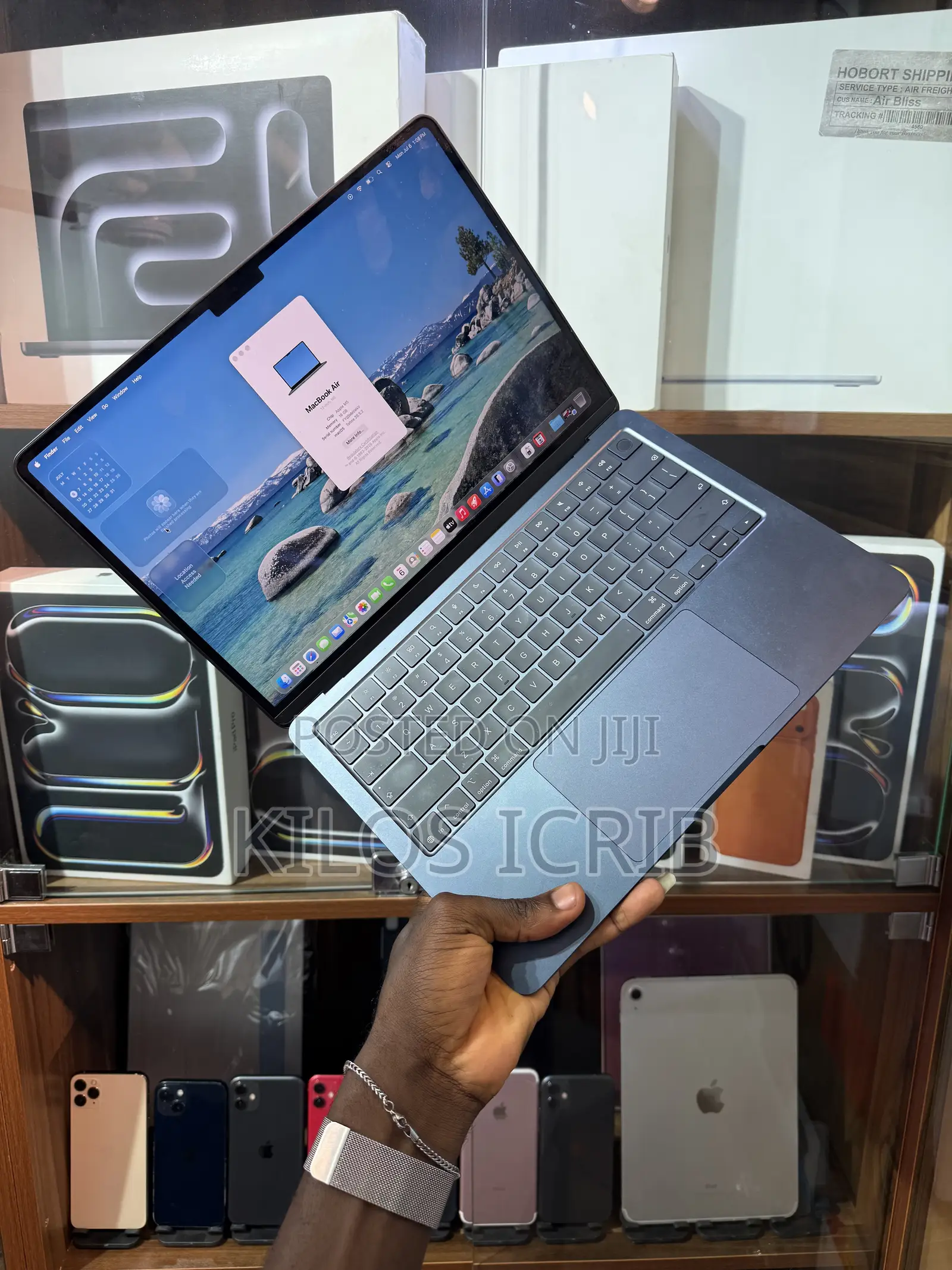 Laptop Apple MacBook Air 2022 M2 8GB Apple M2 SSD 256GB
