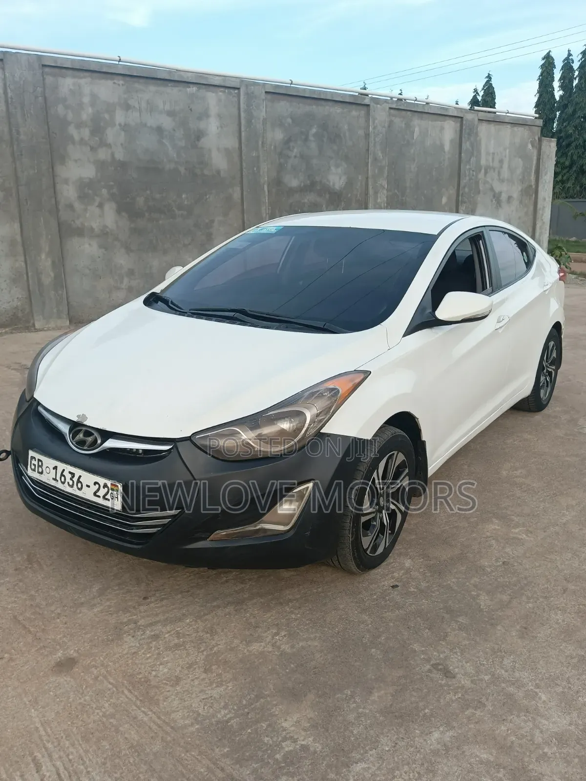 Hyundai Elantra 2013 White