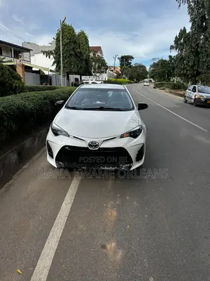 Toyota Corolla LE 4dr Sedan (1.8L 4cyl CVT) 2016 White