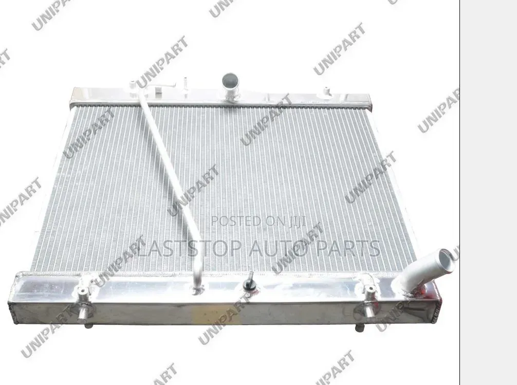 Toyota Hiace Petrol, Diesel Radiator [Water Tanks] - To All Areas