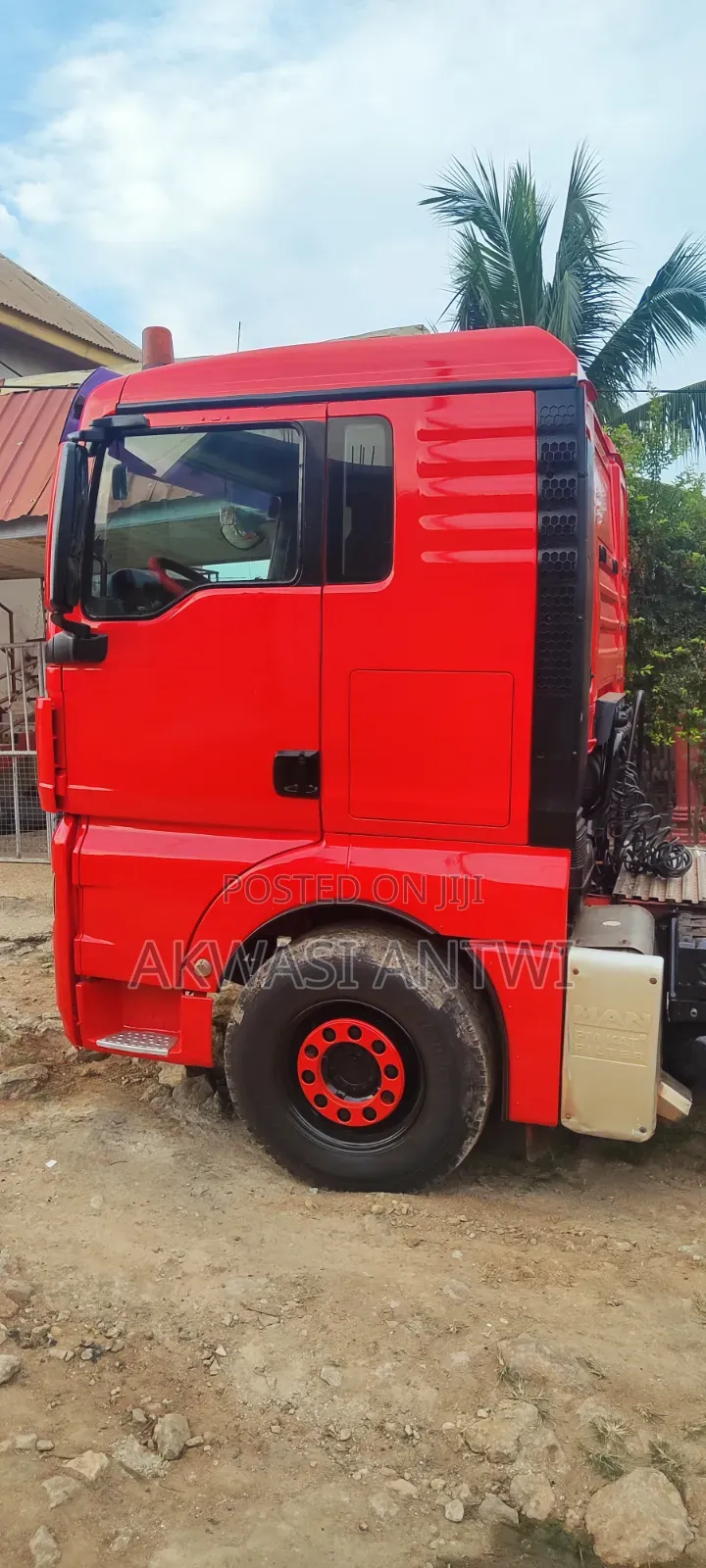 Man 2012 Red