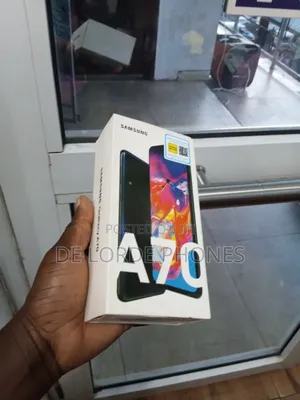 New Samsung Galaxy A70 128 GB Black