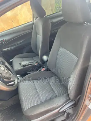 Toyota Yaris 2019 Gray