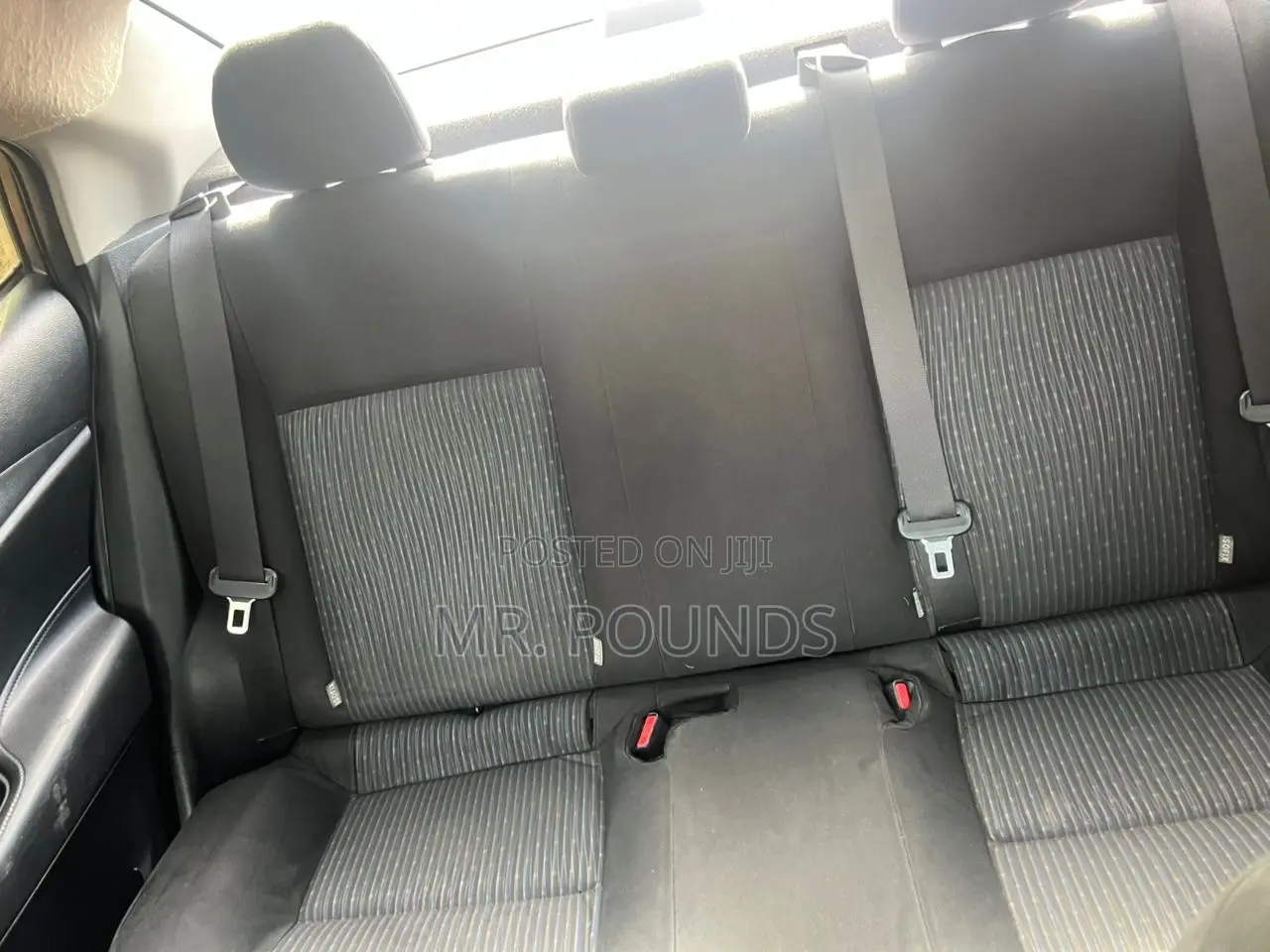 Toyota Yaris 2019 Gray