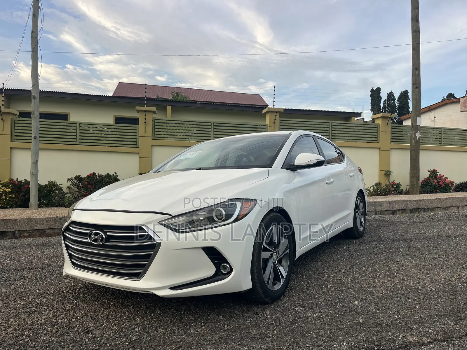 Hyundai Elantra 2016 White