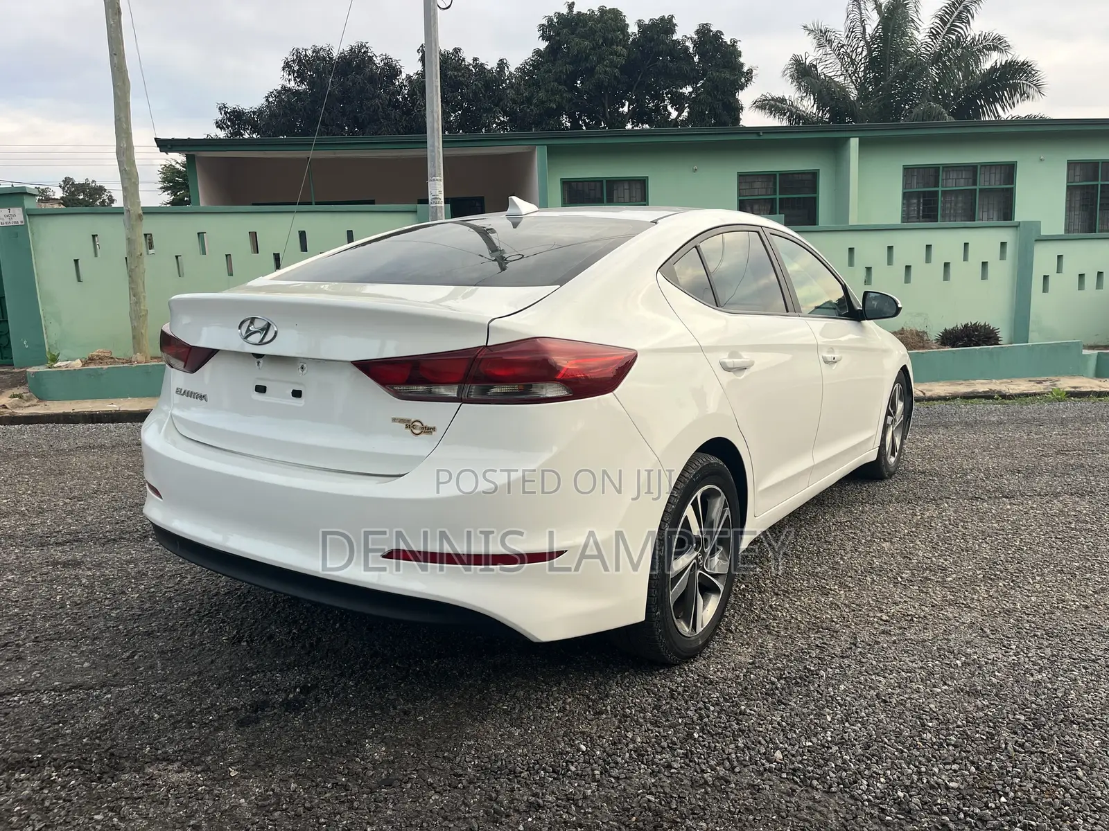 Hyundai Elantra 2016 White