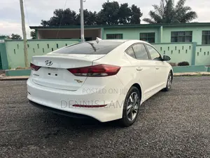 Hyundai Elantra 2016 White