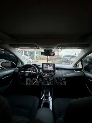 Toyota Corolla LE 2022 White