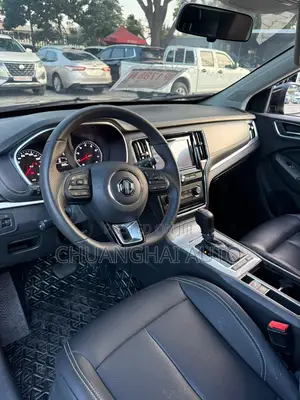 Roewe RX5 2018 Black