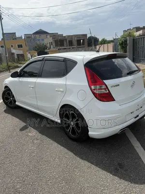 Hyundai i30 cw 1.6 2011 White
