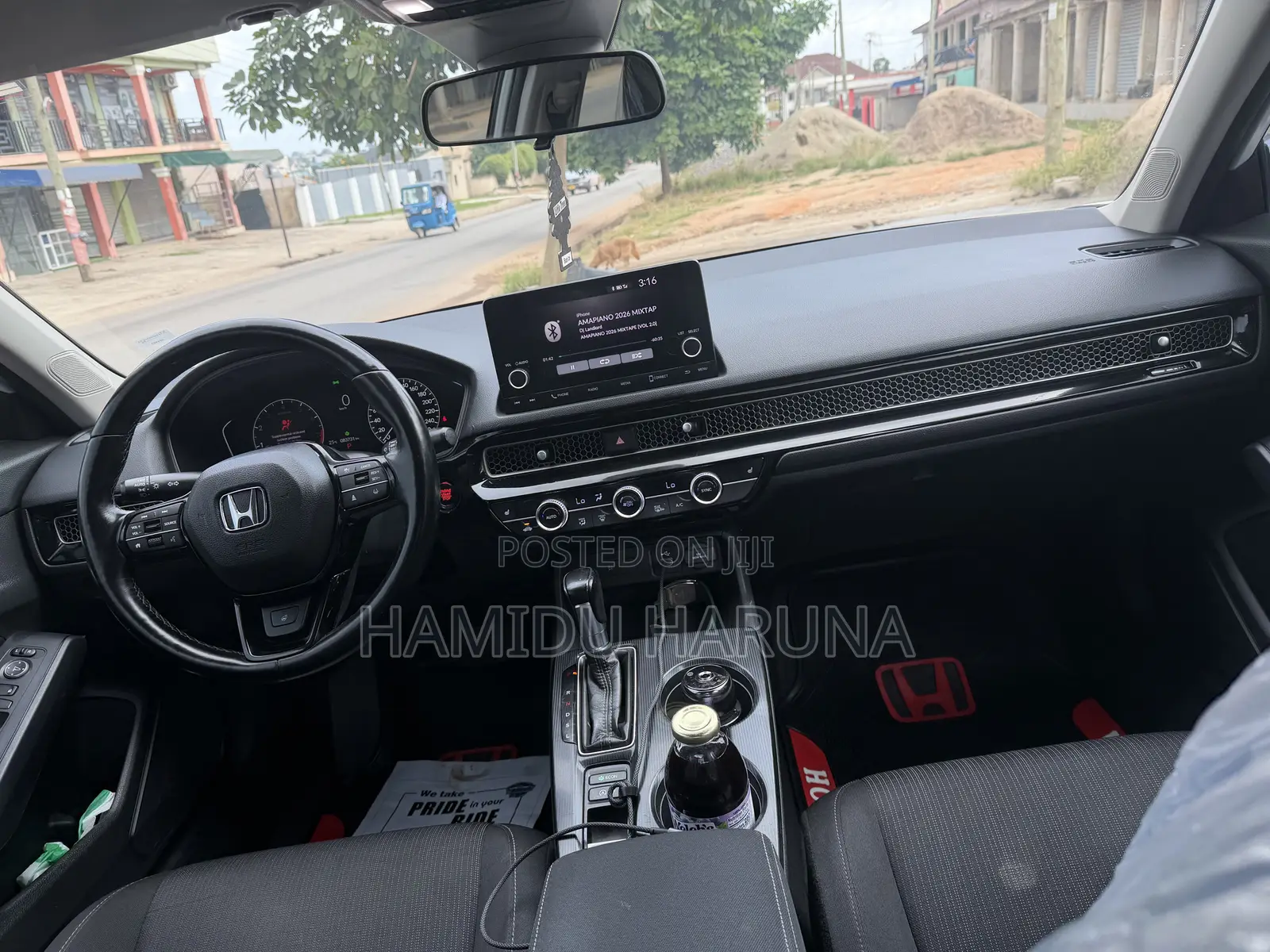 Honda Civic LX 2022 White