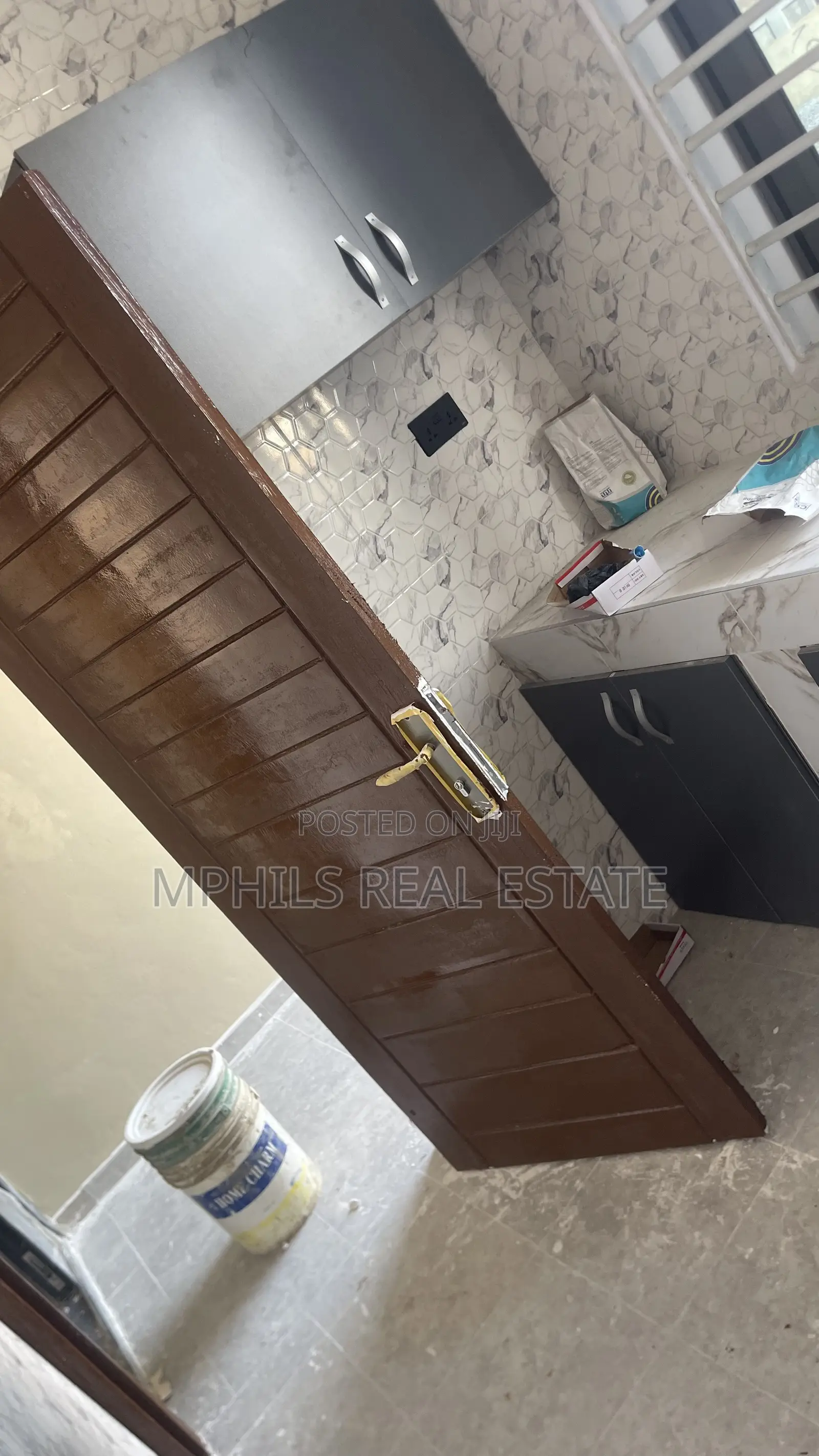 1bdrm Block of Flats in Mphils, CP for rent