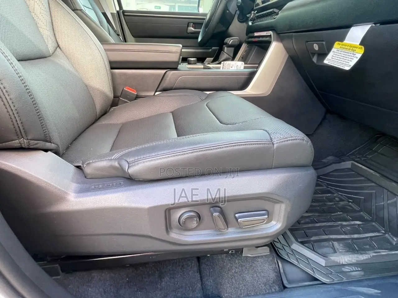 New Toyota Tundra 2022 White