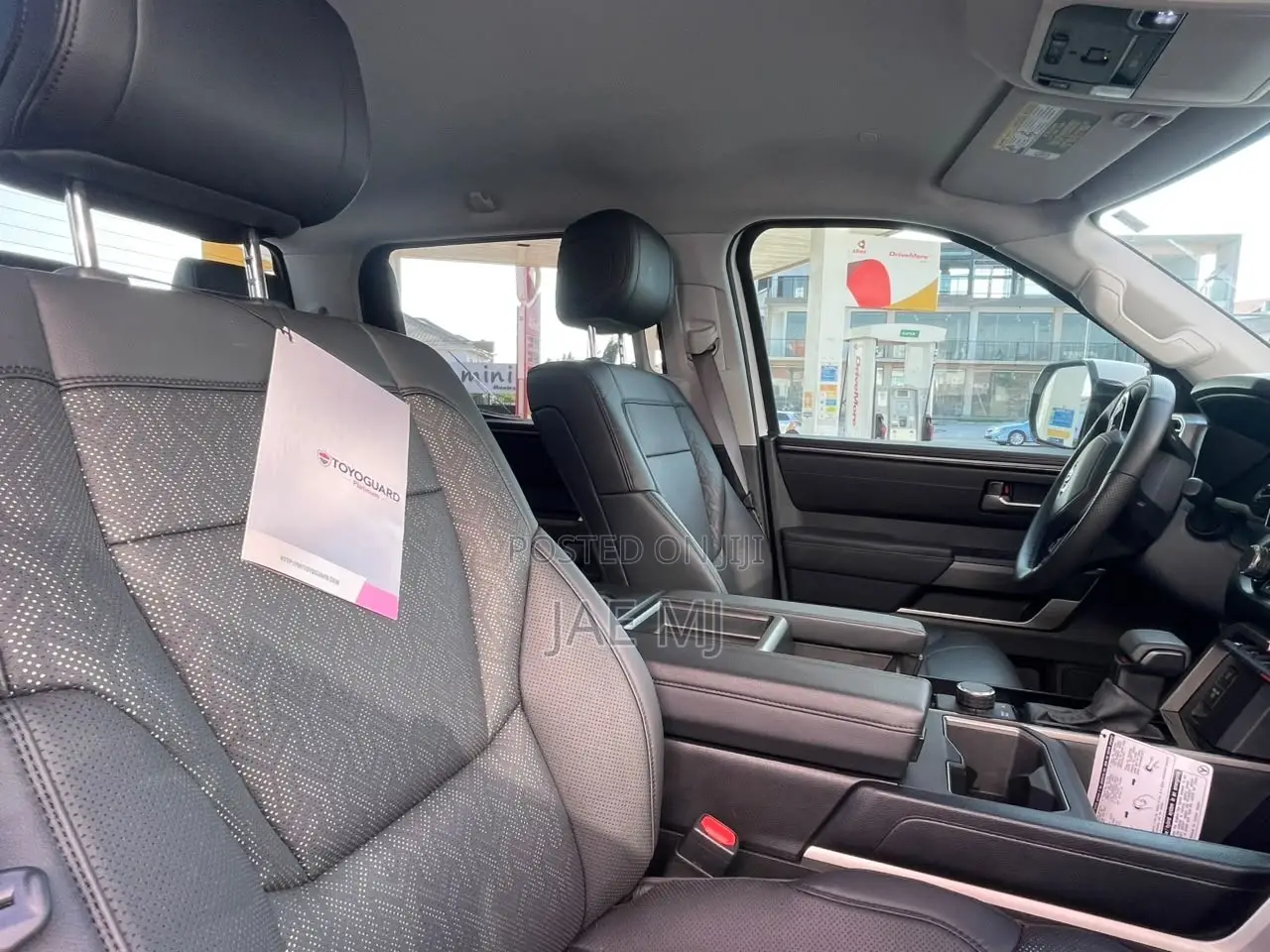 New Toyota Tundra 2022 White