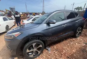 Hyundai Tucson Sport AWD 2016 Gray