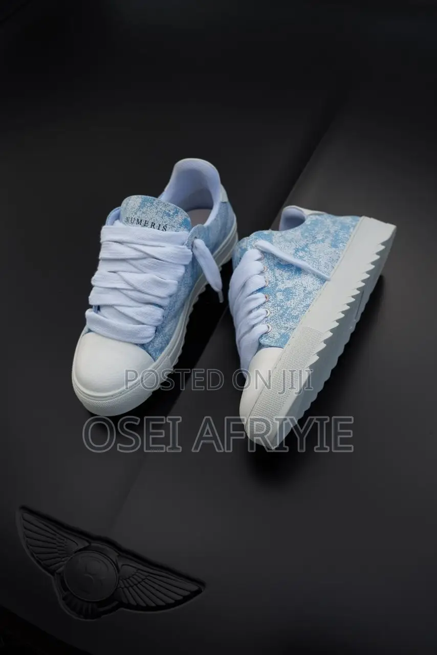 Casual Sneakers