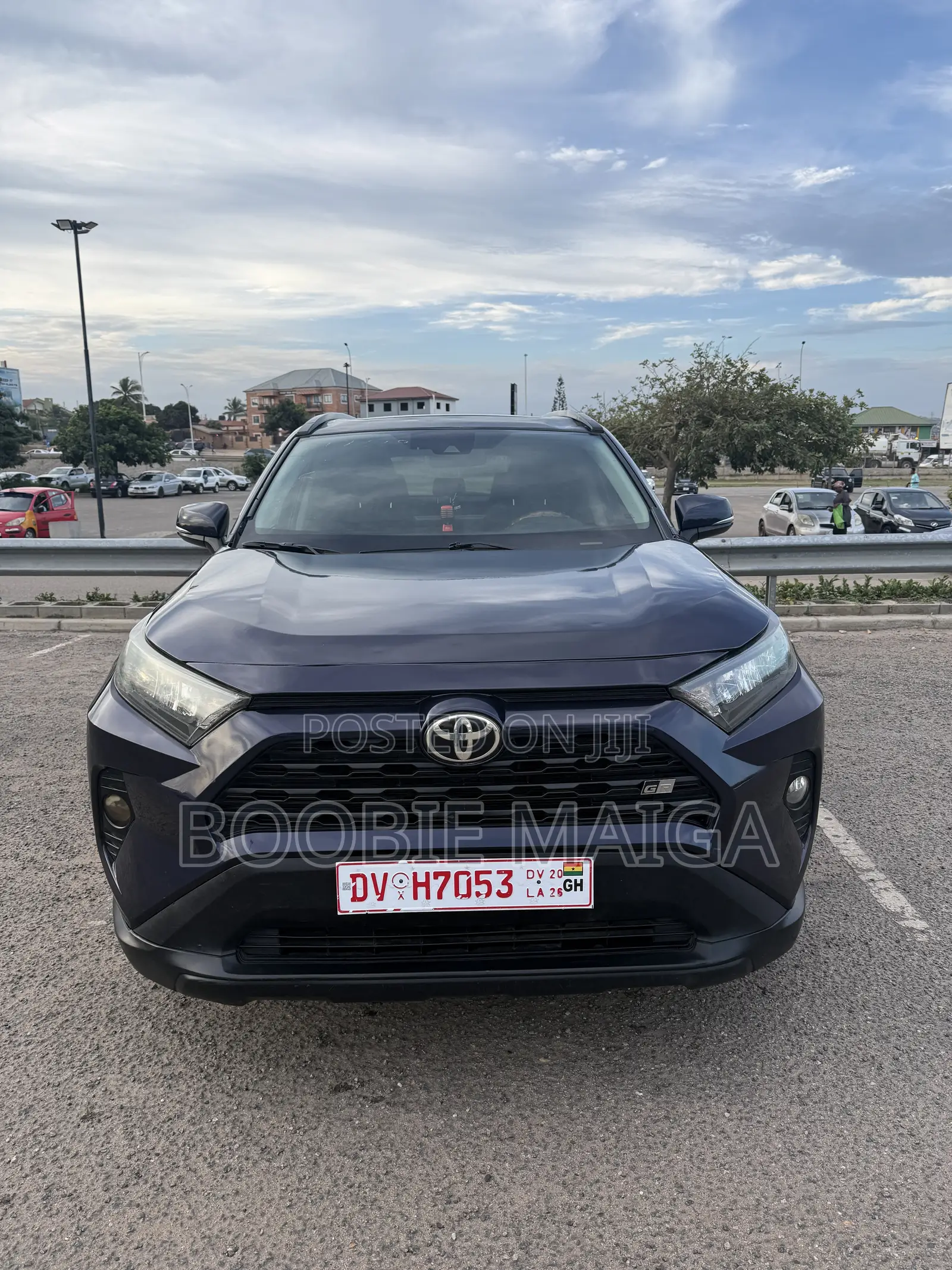 Toyota RAV4 XLE AWD 2020 Blue