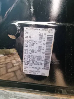 Nissan Rogue SV AWD 2017 Black