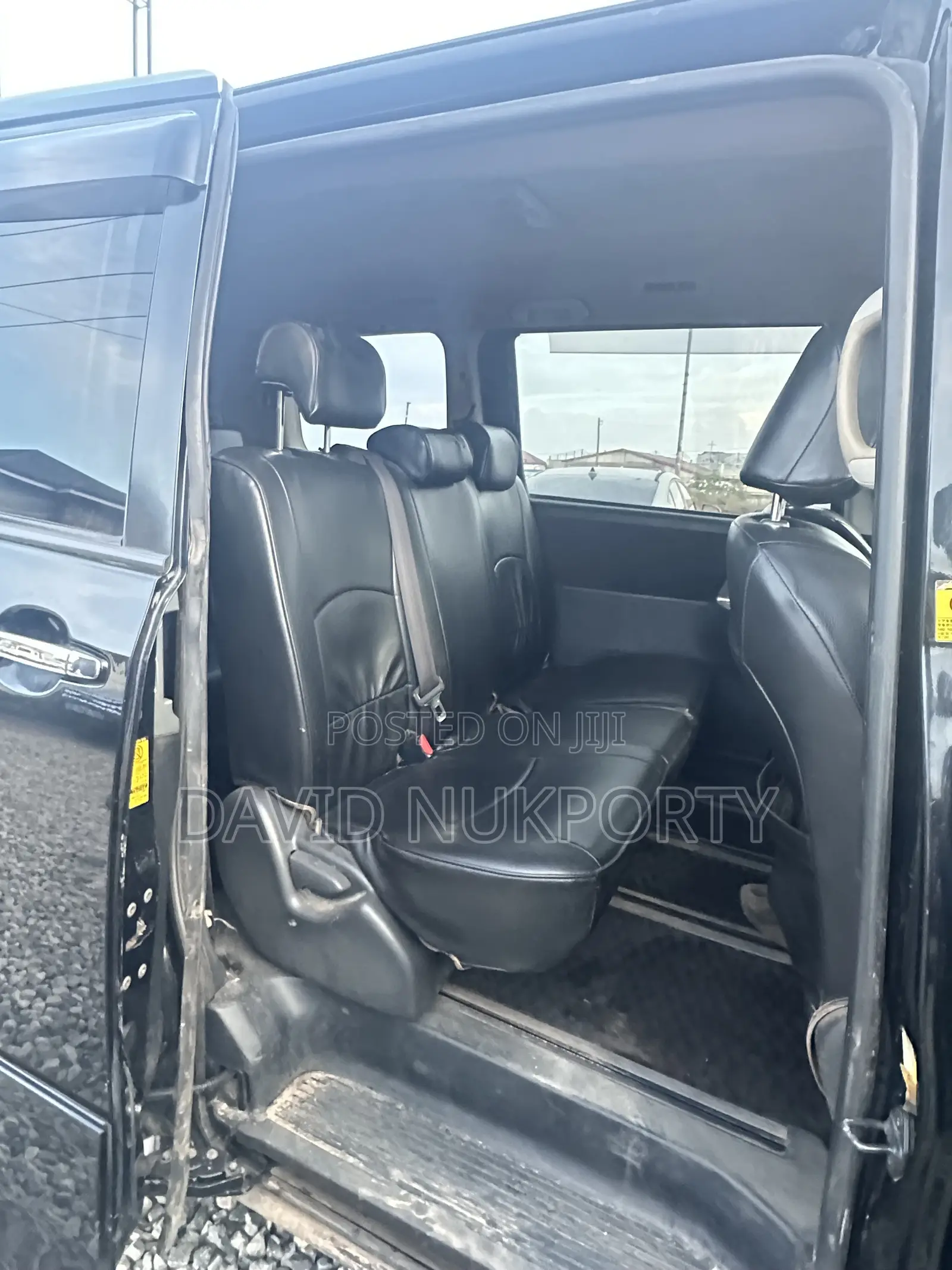 Toyota Voxy 2010 Black