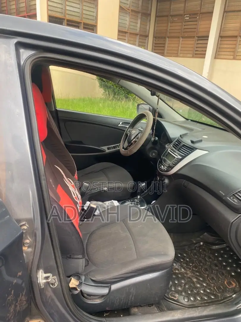 Hyundai Accent GS Automatic 2012 Gray