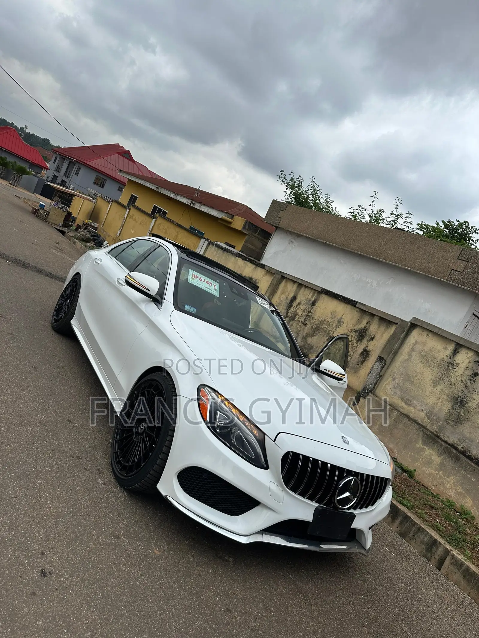 Mercedes-Benz C300 Luxury 4matic Sedan AWD (2.0L 4cyl 7A) 2017 White