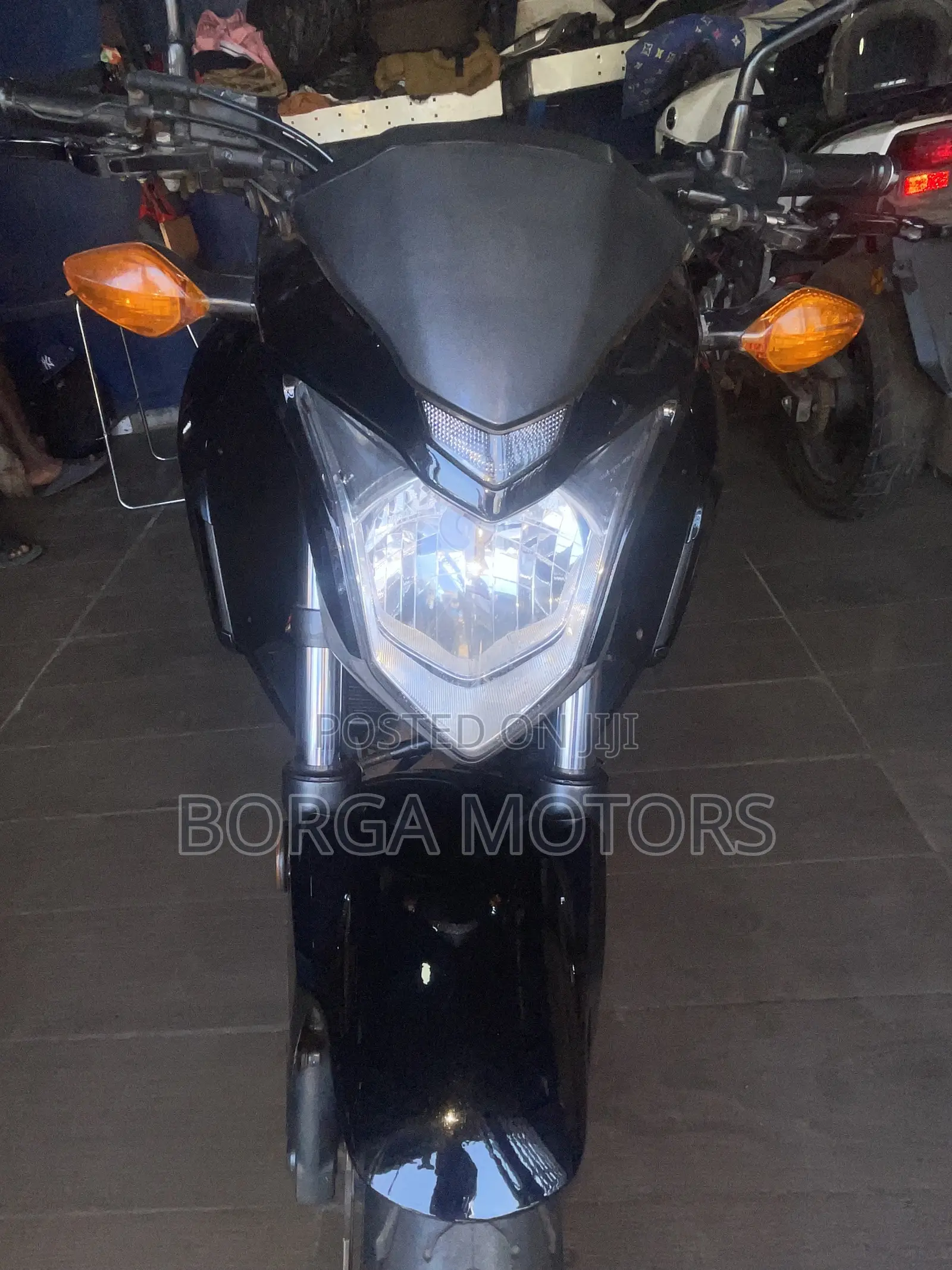 Honda CB 2015 Black