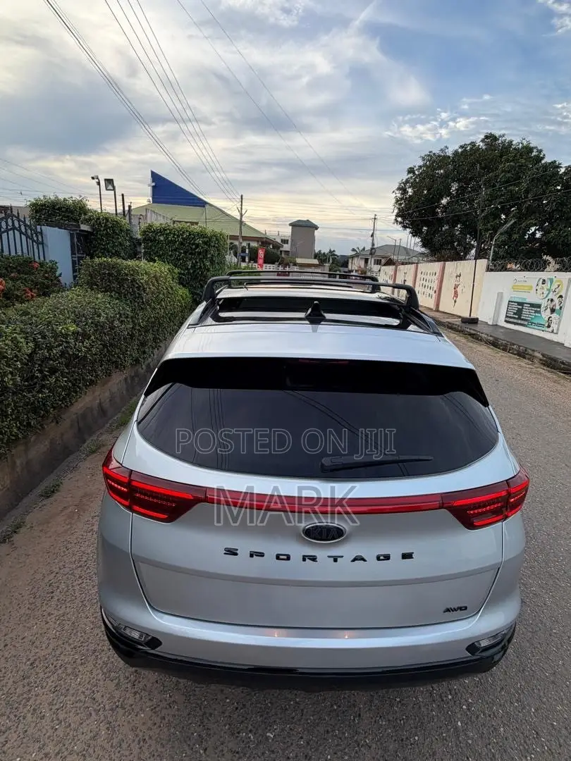 Kia Sportage Nightfall 2022 Silver