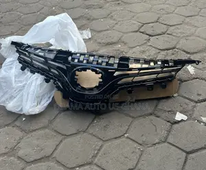 Toyota Camry Grill Grille/Shells 2018 2019 2020 2021 (XLE / LE)