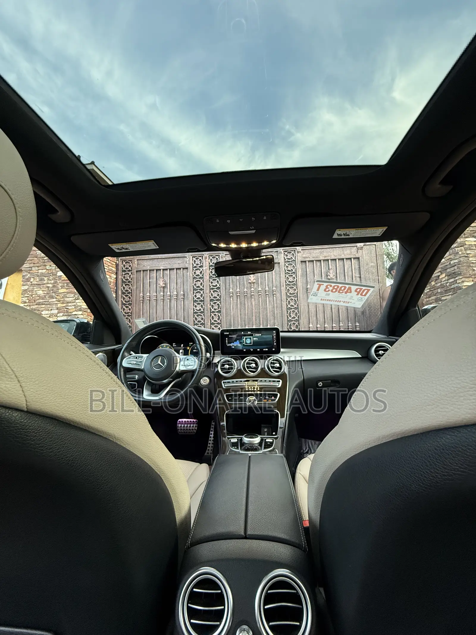 Mercedes-Benz C300 2019 Blue