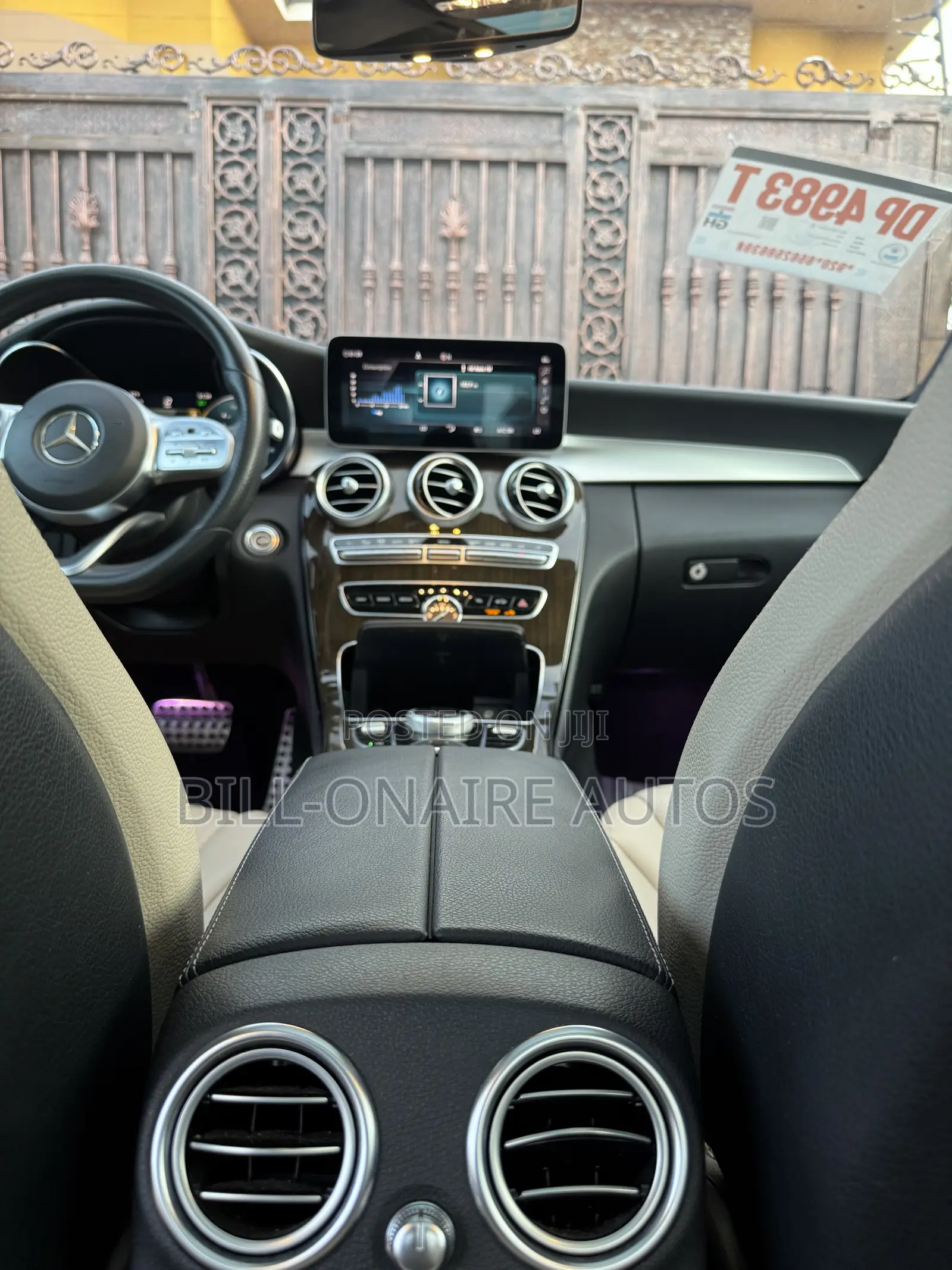 Mercedes-Benz C300 2019 Blue
