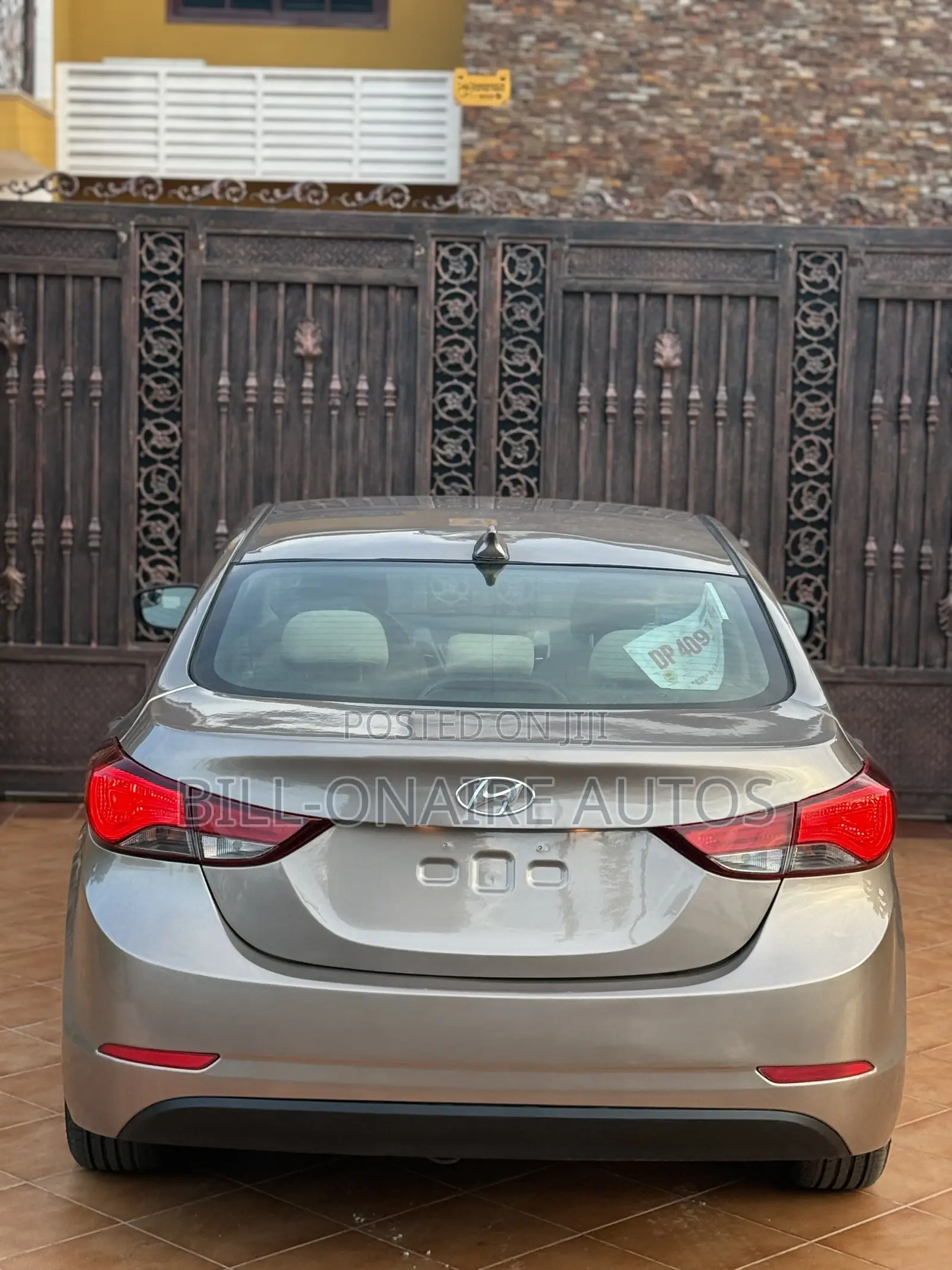 Hyundai Elantra SE 4dr Sedan (1.8L 4cyl 6A) 2014 Gray