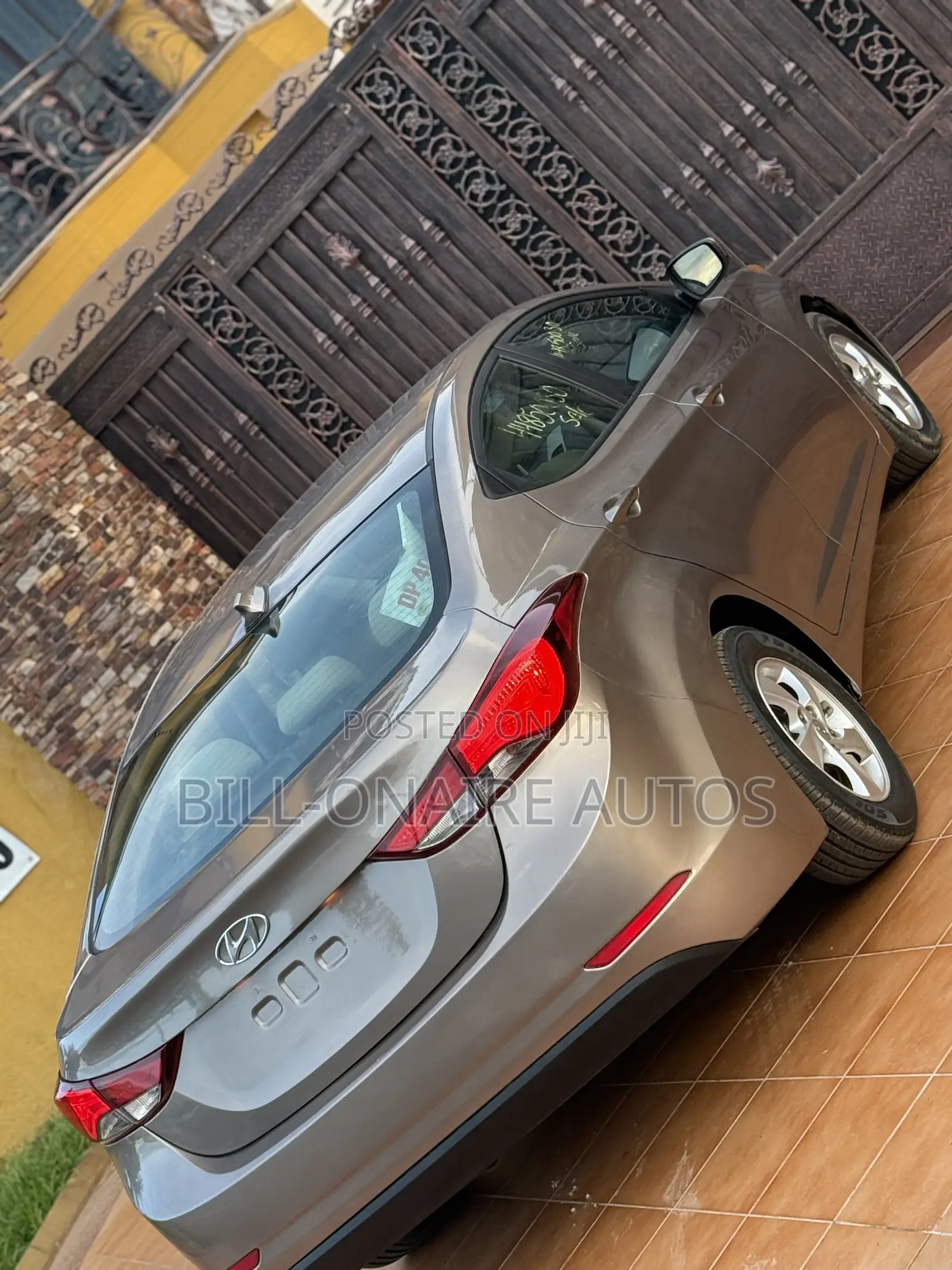Hyundai Elantra SE 4dr Sedan (1.8L 4cyl 6A) 2014 Gray