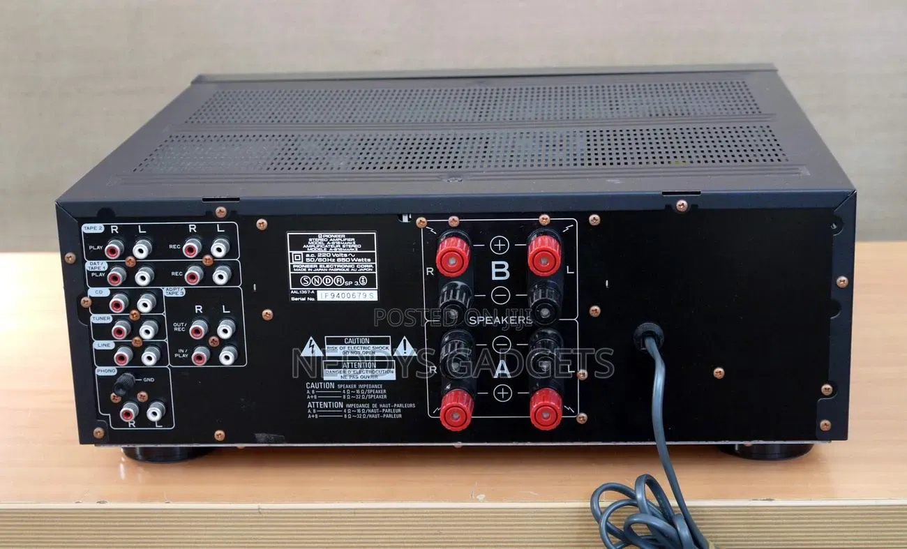 Pioneer a-616 Integrated Amplifier