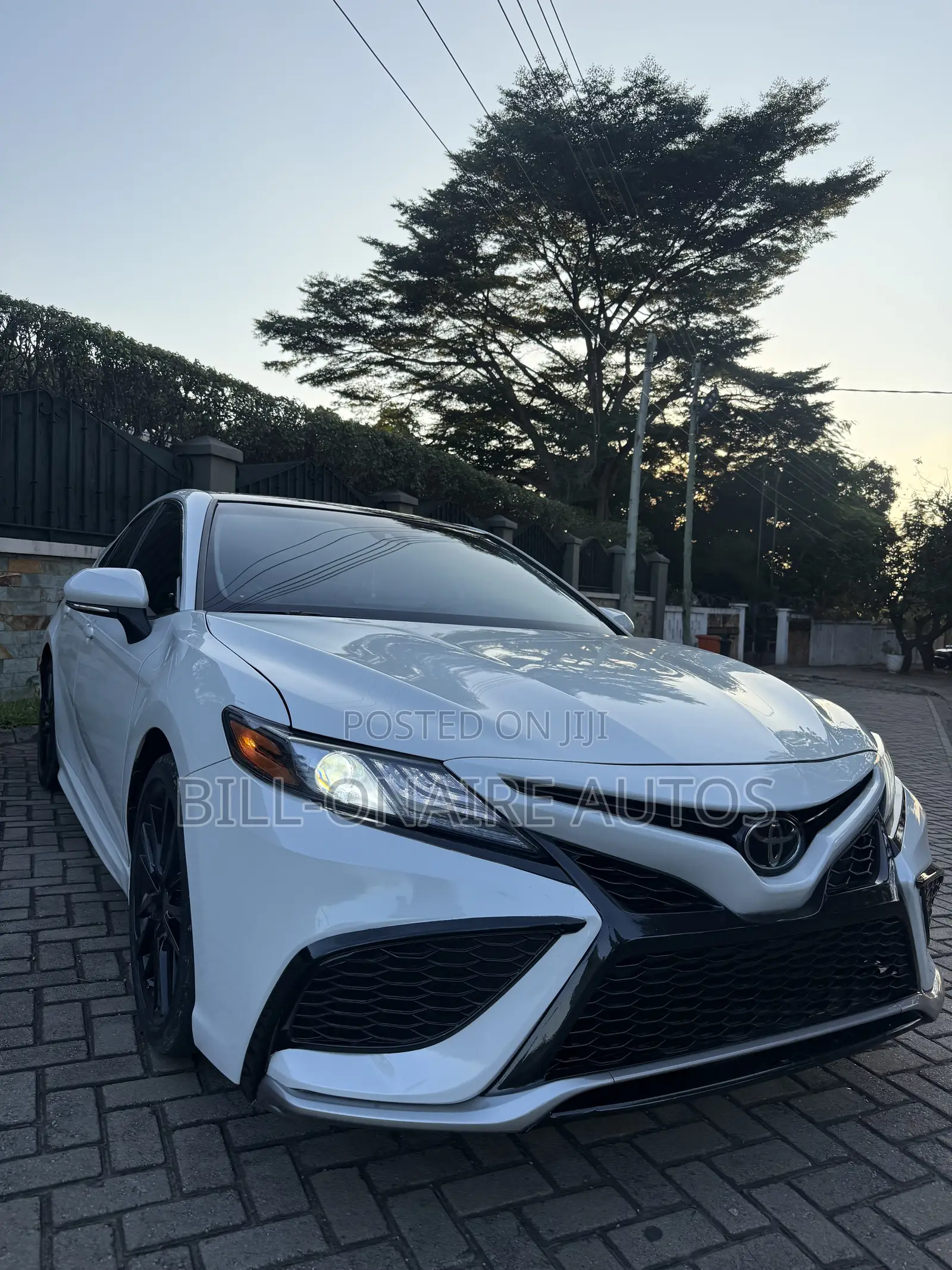 Toyota Camry XSE V6 2024 White